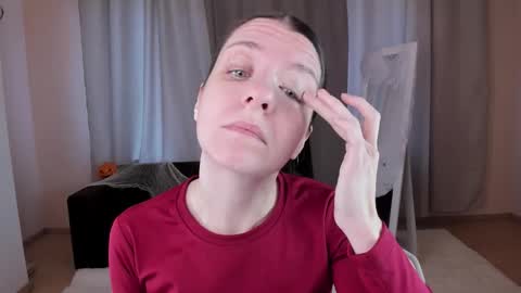 Helen online show from October 2025 02:41:02 AM