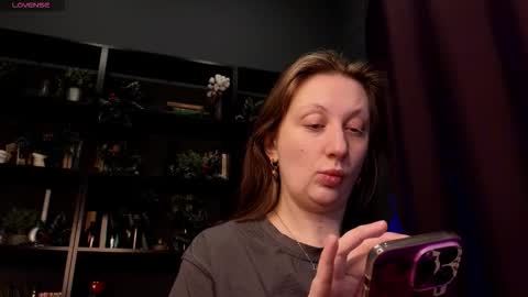 Helga online show from February 2026 05:05:01 AM