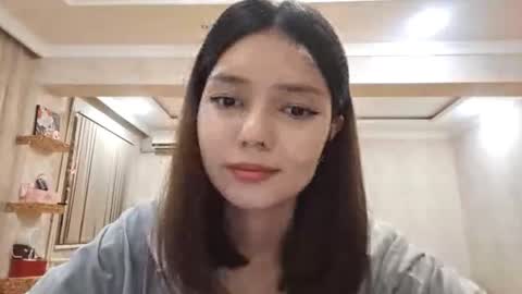 Snapshot of helgakraszewski chatting on September 2025 06:31:02 PM Alice online show from September 2025 06:31:02 PM