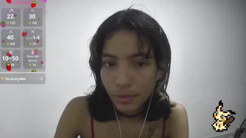 Helia Transfem and Amy online show from February 2025 11:06:02 AM