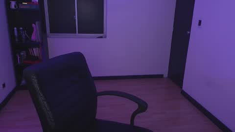 Snapshot of hell_dancer_ chatting on March 2025 02:07:02 AM Lexa online show from March 2025 02:07:02 AM