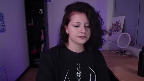 Snapshot of hell_dancer_ chatting on September 2025 11:27:02 PM Lexa online show from September 2025 11:27:02 PM