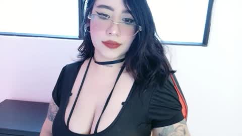 Hell Girl online show from November 2025 09:19:01 PM