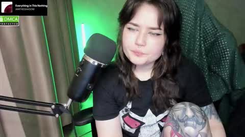 Red online show from March 2026 08:37:02 PM