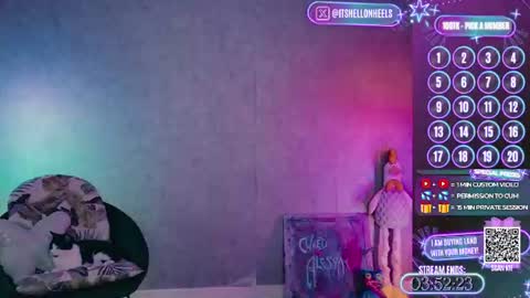 Snapshot of hell_on_heels_ chatting on June 2026 06:32:01 PM - show loyalty and subscribe - online show from June 2026 06:32:01 PM
