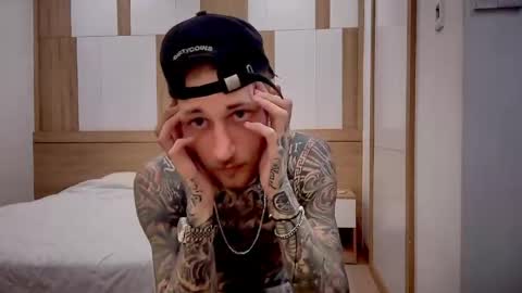 hellacozy online show from April 2026 10:05:01 PM