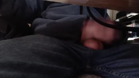 Snapshot of hellainches8 chatting on January 2025 05:37:02 AM Hellainches8 online show from January 2025 05:37:02 AM