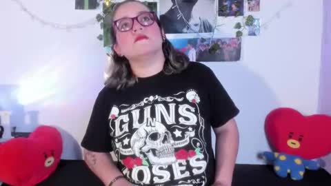 hellen online show from November 2025 02:24:02 AM