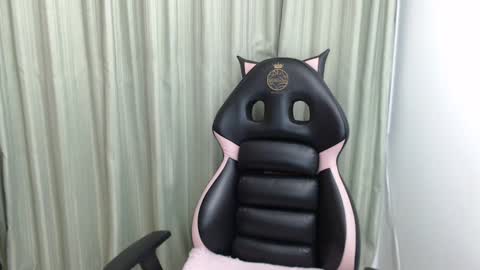 Hellen online show from January 2025 08:10:01 PM