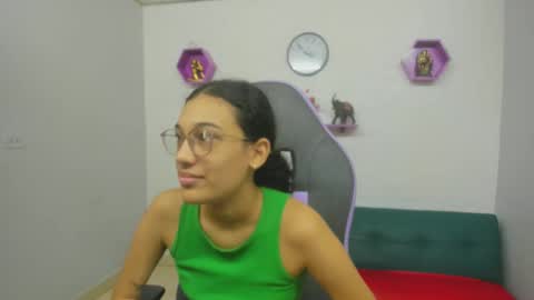 hellen_queensex online show from February 2025 04:12:02 PM