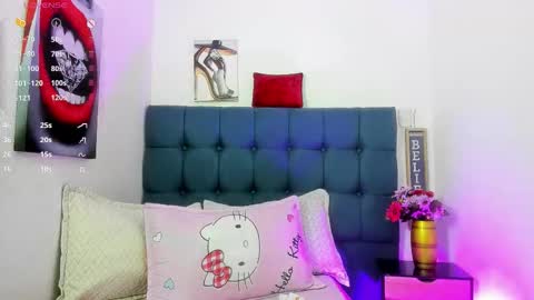 hellen_starx online show from November 2025 01:04:02 PM