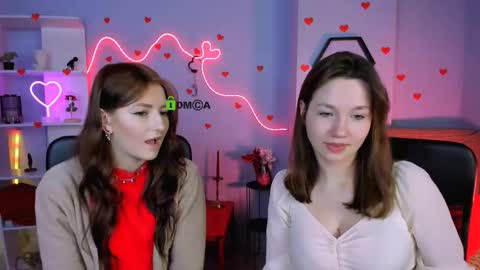 Helli online show from March 2026 08:14:01 PM