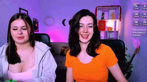 Helli online show from March 2026 07:14:02 PM