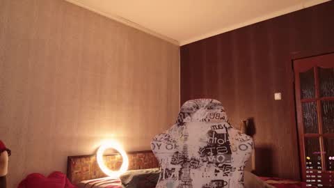 Alisia  Monday to Friday from 10 am to 4 pm GMT 2 online show from March 2026 08:33:01 AM