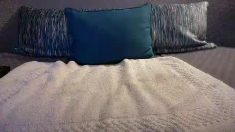 hellodaddyxxxl online show from June 2026 03:17:01 AM