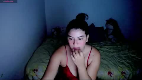 Snapshot of helloo_kityy25 chatting on July 2026 03:43:02 AM helloo_kityy25 online show from July 2026 03:43:02 AM