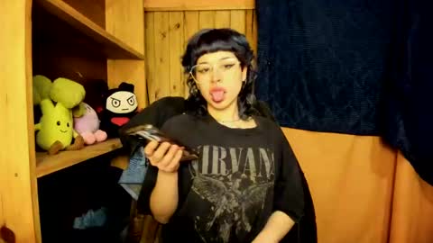 Snapshot of helokitkat chatting on October 2025 01:17:02 AM helokitkat online show from October 2025 01:17:02 AM