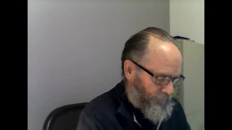 Snapshot of helopilot01 chatting on March 2025 11:31:01 PM helopilot01 online show from March 2025 11:31:01 PM