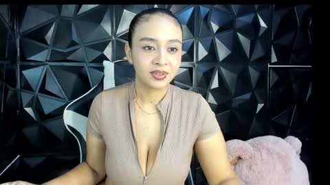 heluehorny13 online show from January 2026 04:42:02 PM