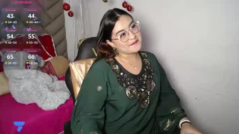 Snapshot of heluejamil chatting on November 2025 07:46:02 PM Zahira online show from November 2025 07:46:02 PM