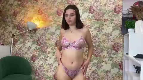 Snapshot of hemiplekta chatting on July 2026 01:23:01 AM Hemiplekta online show from July 2026 01:23:01 AM