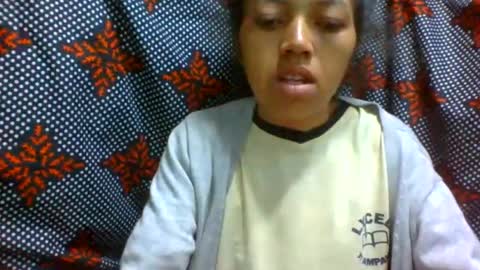Snapshot of henitsaldy chatting on July 2026 10:26:01 PM henitsaldy online show from July 2026 10:26:01 PM