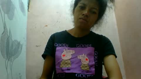 Snapshot of henitsaldy chatting on July 2026 09:52:01 PM henitsaldy online show from July 2026 09:52:01 PM