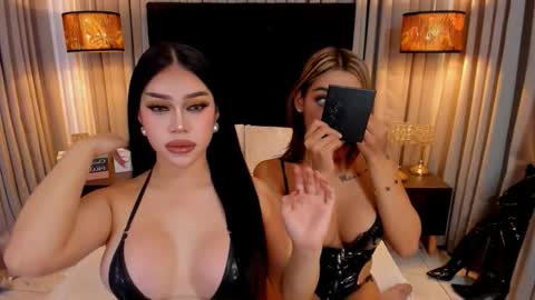 Snapshot of hennessygoddess69 chatting on November 2025 02:39:01 PM HENNESSY online show from November 2025 02:39:01 PM