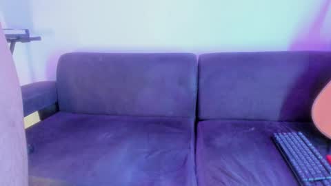 henrik_senn online show from November 2025 10:33:02 PM