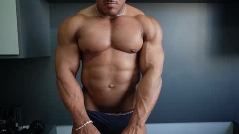 Henri online show from February 2026 06:30:01 PM