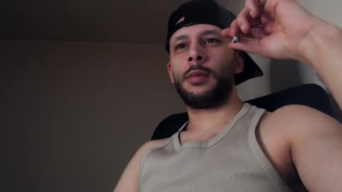 HenryAxe online show from November 2025 02:55:01 AM