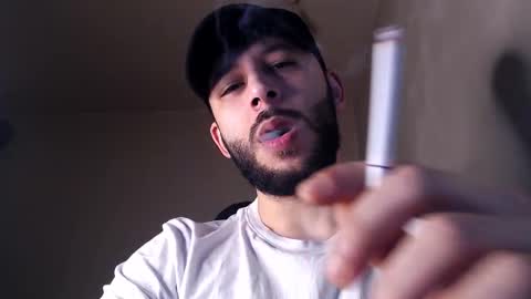 HenryAxe online show from November 2025 04:09:01 PM