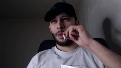 HenryAxe online show from December 2025 02:45:02 PM