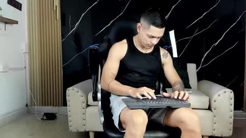 henrydouglas online show from June 2026 10:54:02 AM