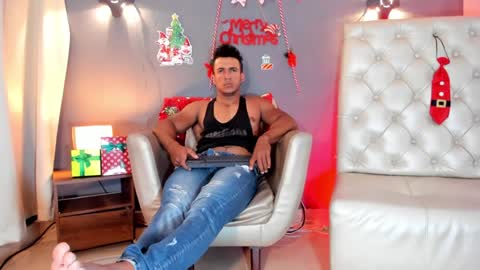 Snapshot of herculeswheeler chatting on December 2024 06:25:01 PM Hercules online show from December 2024 06:25:01 PM