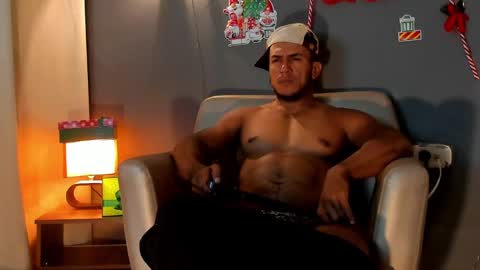 Snapshot of herculeswheeler chatting on January 2025 11:50:01 PM Hercules online show from January 2025 11:50:01 PM