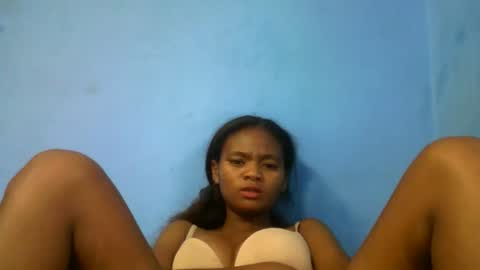 herisse01 online show from April 2026 01:55:02 PM