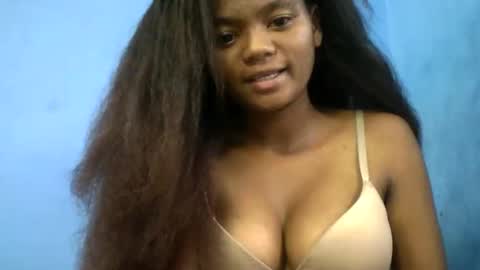 herisse01 online show from April 2026 01:59:01 PM