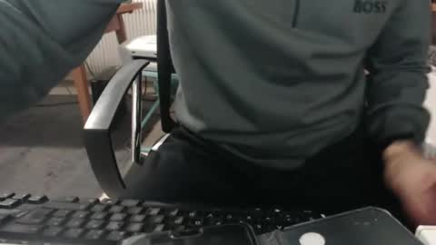 Snapshot of hero0111 chatting on December 2024 05:58:02 PM hero0111 online show from December 2024 05:58:02 PM