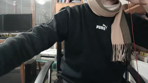 Snapshot of hero0111 chatting on January 2025 05:22:02 PM hero0111 online show from January 2025 05:22:02 PM