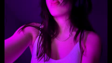 Juliana online show from April 2026 06:10:01 PM