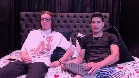 heteros men online show from March 2026 09:09:02 PM