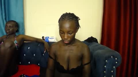 Hevyn online show from November 2025 04:30:01 PM