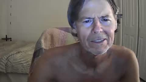 hewes1 online show from April 2026 07:31:01 AM