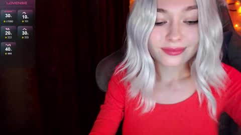 Snapshot of hey_nora_ chatting on October 2025 07:42:02 PM  Nora  online show from October 2025 07:42:02 PM