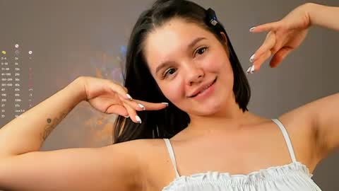 Snapshot of heyim_laura chatting on May 2026 08:58:02 PM Laura online show from May 2026 08:58:02 PM