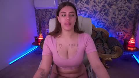 heykittenn online show from April 2026 07:24:01 AM