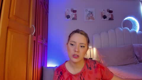 Martina Ricci Show schedule Monday to Friday 8am colombia time I work some weekends  online show from January 2026 02:33:02 PM