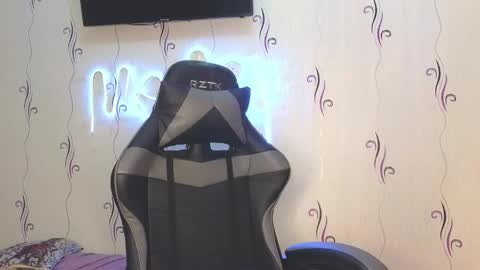 Heyy baddie online show from May 2026 01:56:01 AM