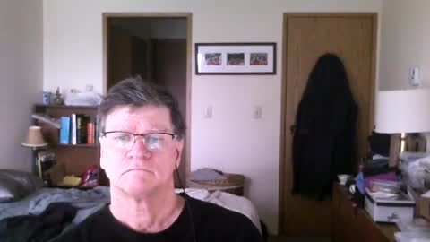 Snapshot of hg99too chatting on February 2025 05:21:01 PM hg99too online show from February 2025 05:21:01 PM